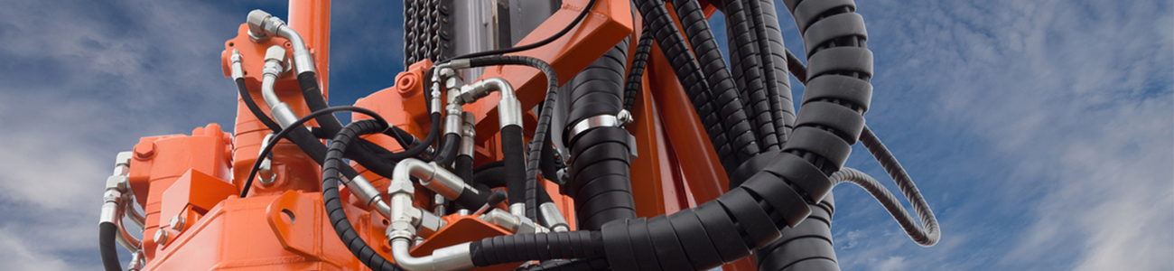 6-Wire Hydraulic Hose in heavy equipment