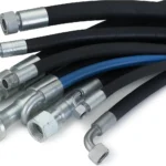Tuyau hydraulique avec raccords sertis